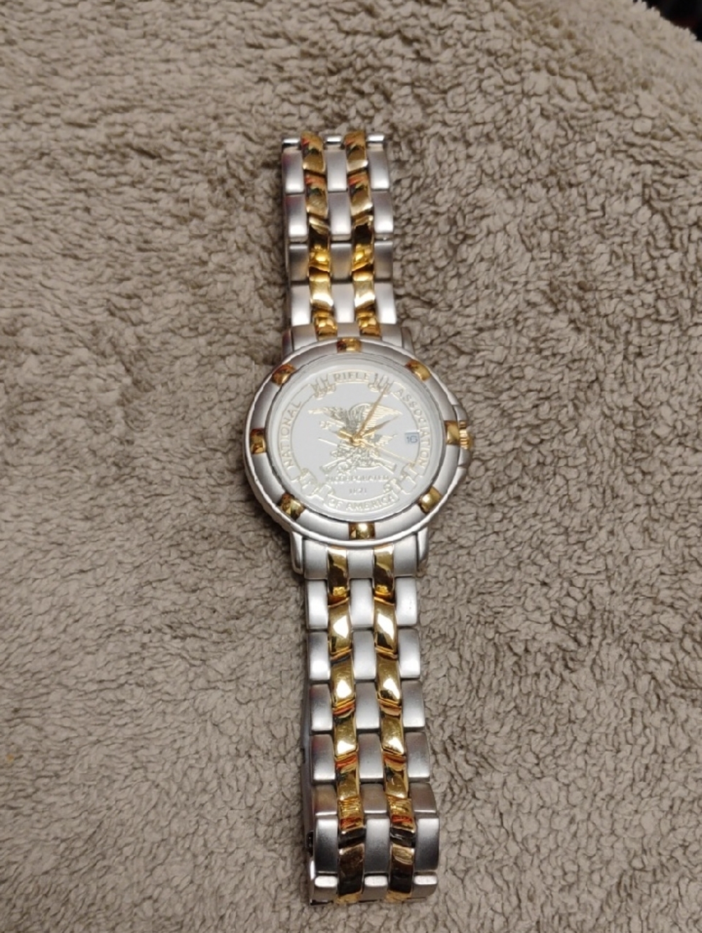 NRA MEMBERSHIP WATCH EXCELLENT CONDITION